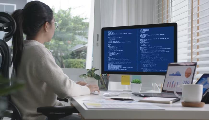 称多县企业数字化解决方案:机器学习赋能商业模式升级的核心路径